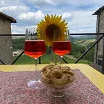 Apartamento Balcone Sulla Vigna Borgo Solfagnano *