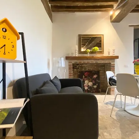 Balcone Sulla Vigna Borgo Solfagnano * Solfagnano Parlesca